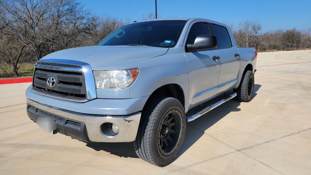 Photo 2 of this TOYOTA TUNDRA
