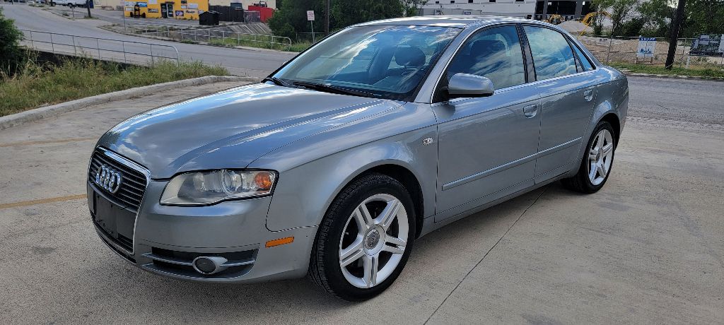 Photo 3 of this AUDI A4