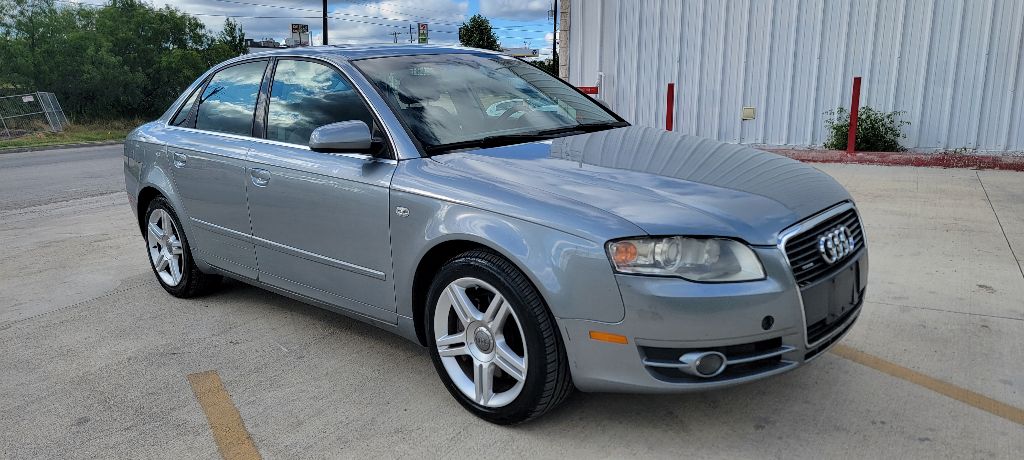 Photo 2 of this AUDI A4