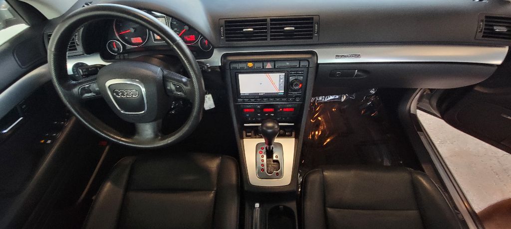Photo 15 of this AUDI A4