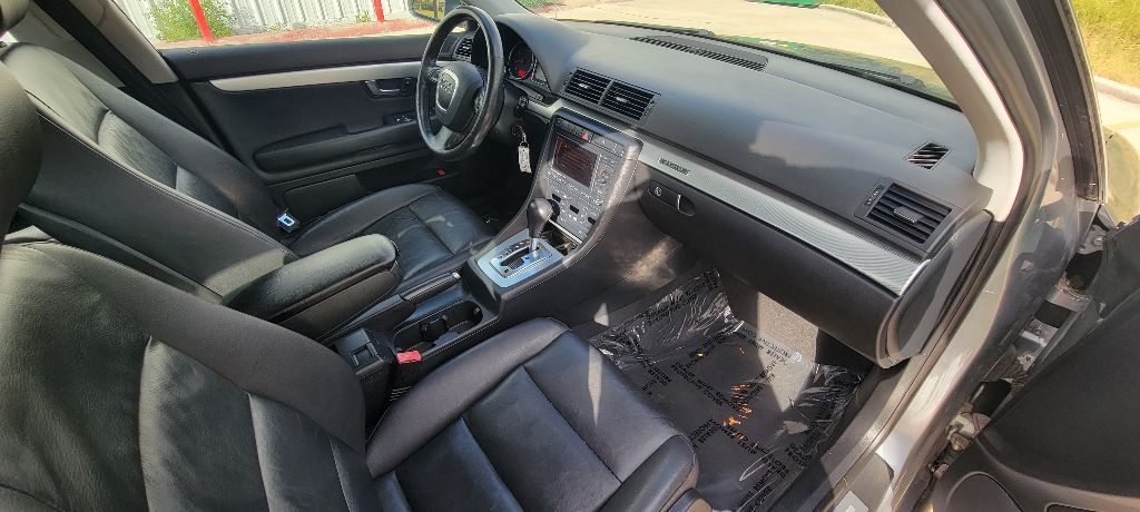 Photo 14 of this AUDI A4