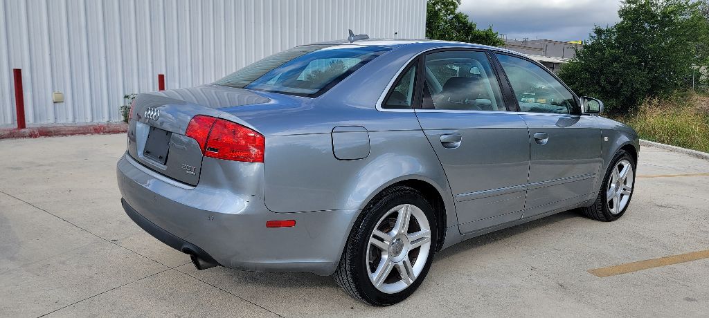 Photo 4 of this AUDI A4