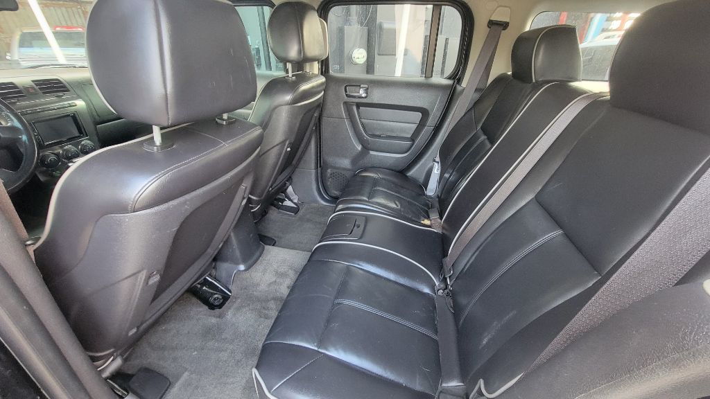 Photo 10 of this HUMMER H3