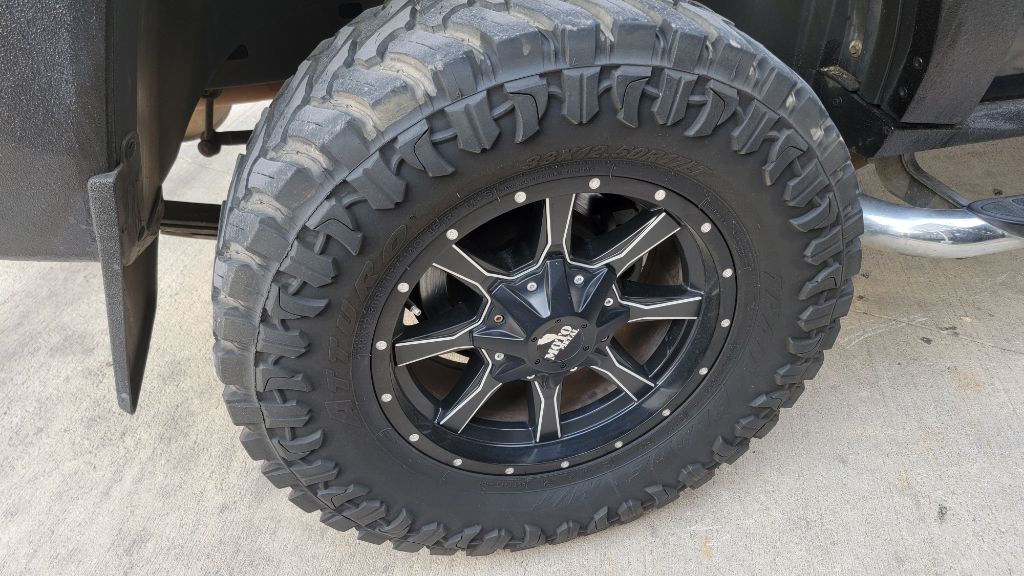 Photo 17 of this HUMMER H3