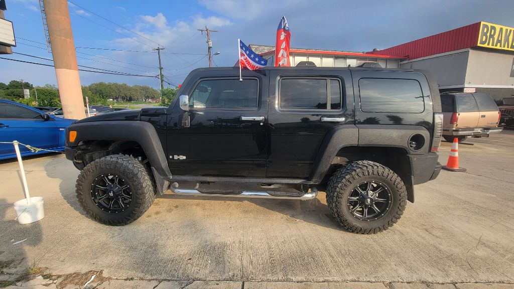 Photo 6 of this HUMMER H3