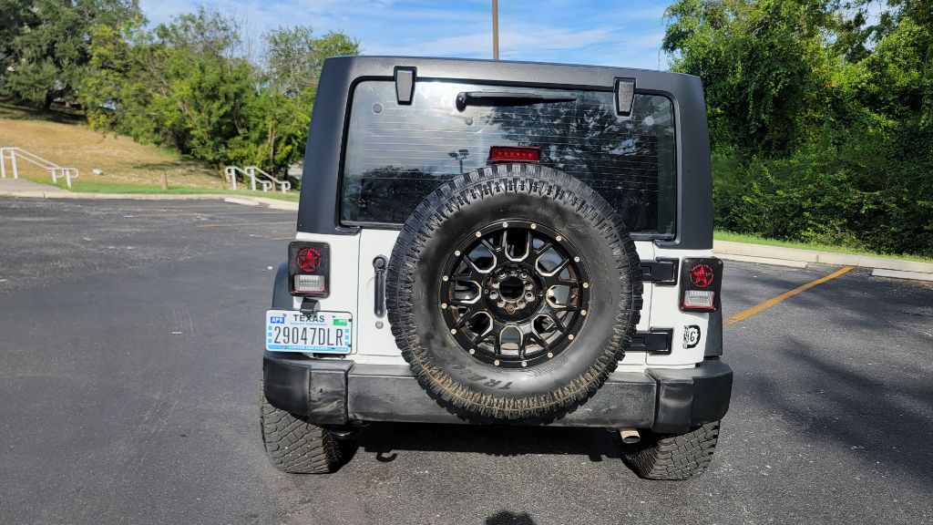 Photo 9 of this JEEP WRANGLER UNLIMI