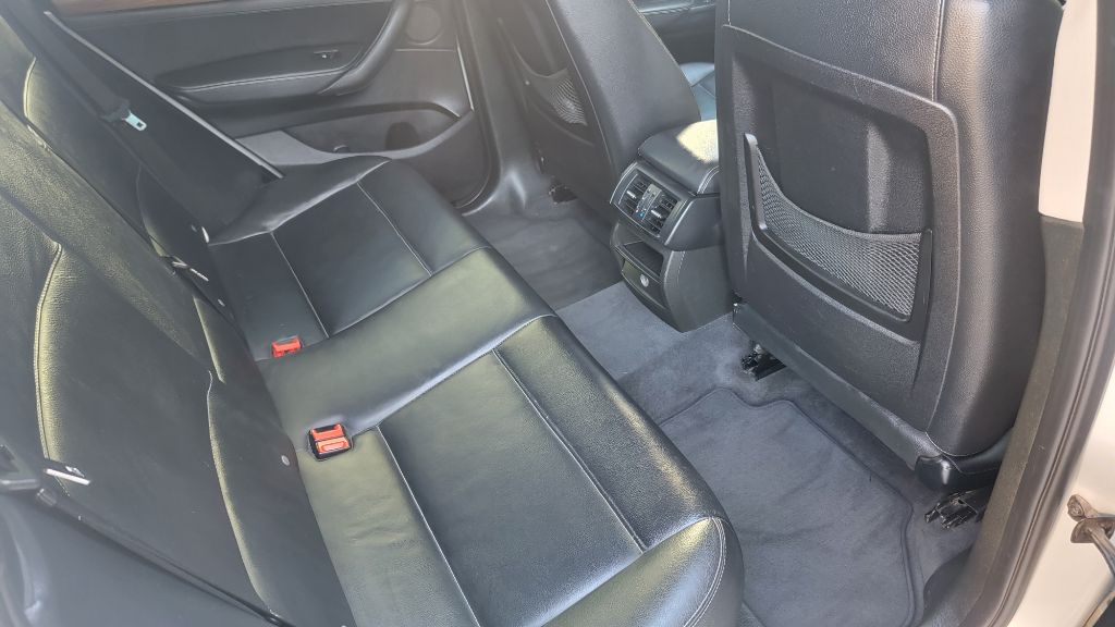 Photo 15 of this BMW X3