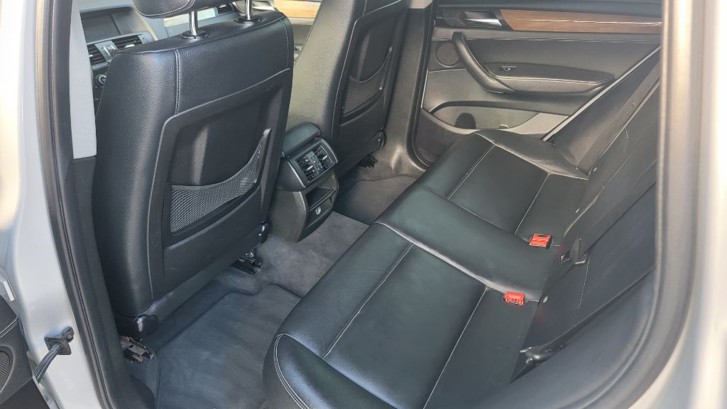 Photo 12 of this BMW X3