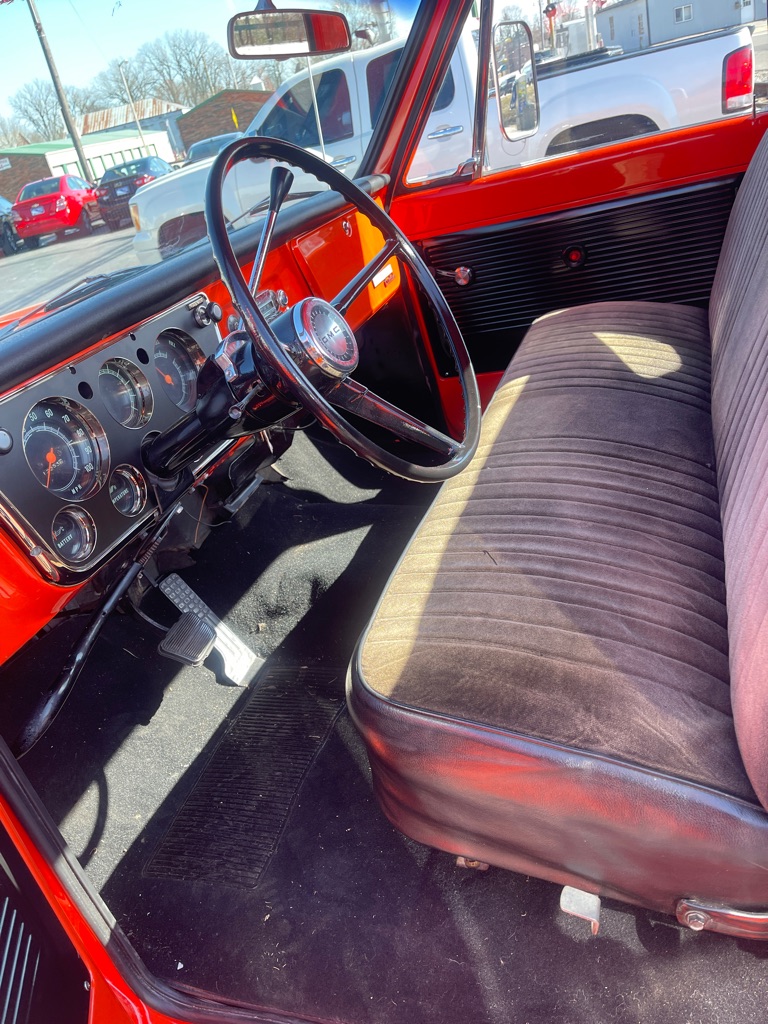 Photo 4 of this GMC CUSTOM