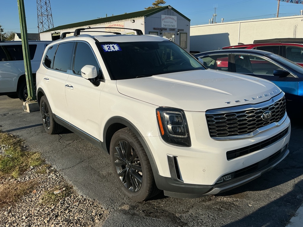 Photo 2 of this KIA TELLURIDE