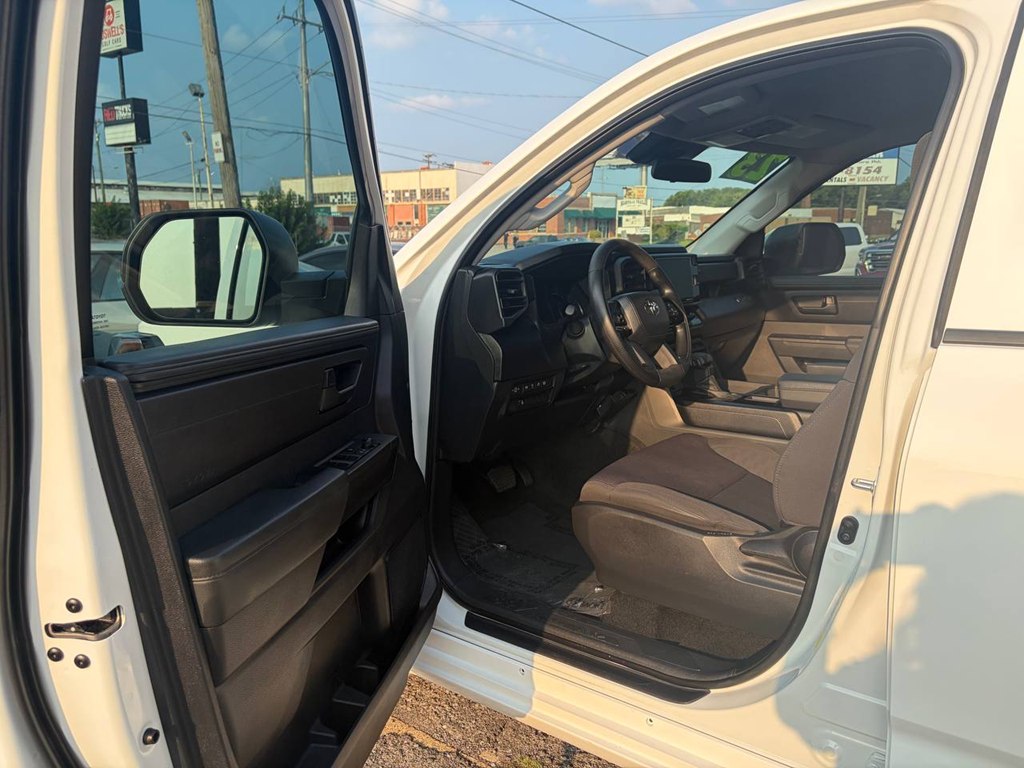 Photo 11 of this TOYOTA TUNDRA