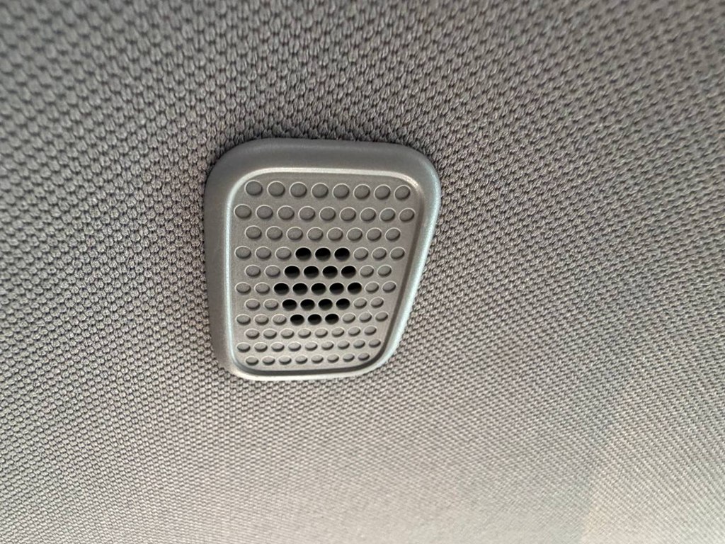 Photo 36 of this TOYOTA TUNDRA