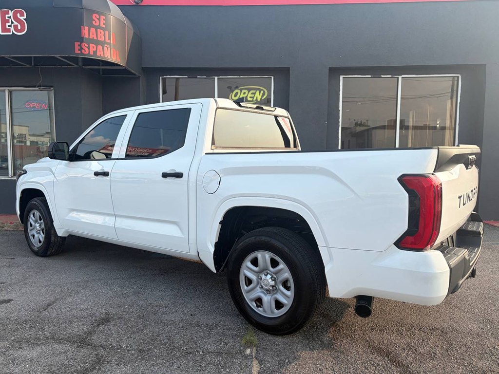 Photo 4 of this TOYOTA TUNDRA