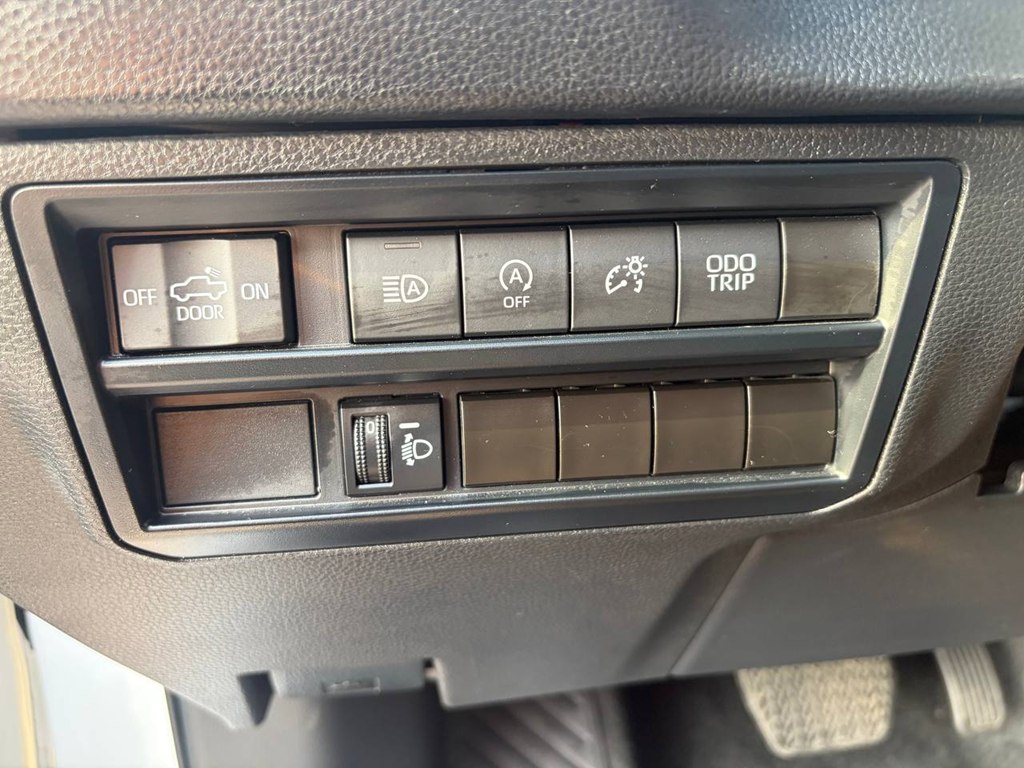 Photo 16 of this TOYOTA TUNDRA