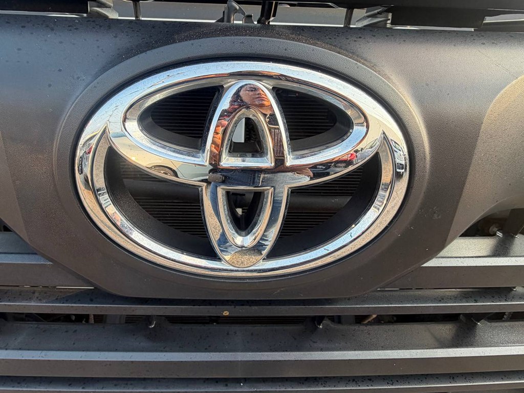 Photo 45 of this TOYOTA TUNDRA