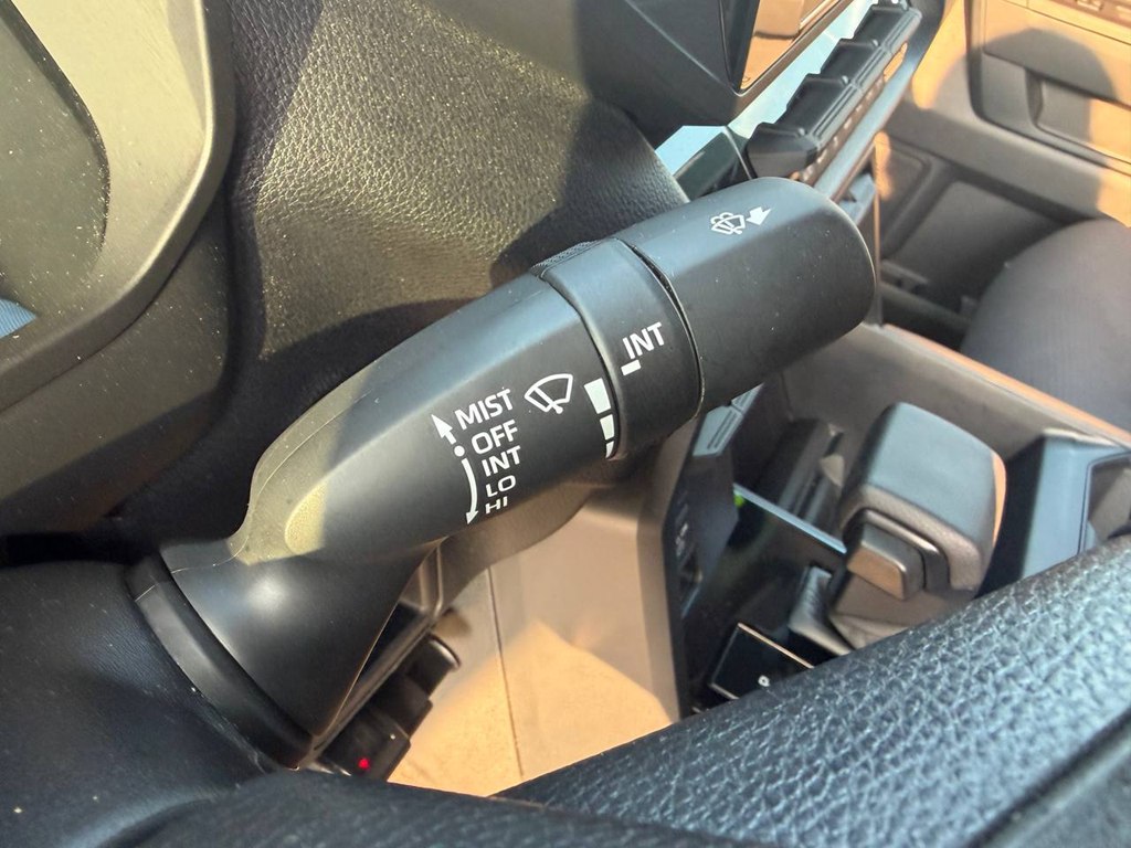Photo 18 of this TOYOTA TUNDRA
