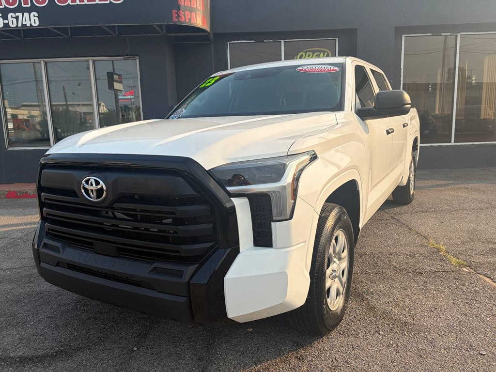 Photo 2 of this TOYOTA TUNDRA