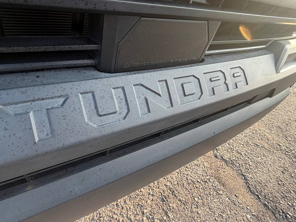 Photo 40 of this TOYOTA TUNDRA