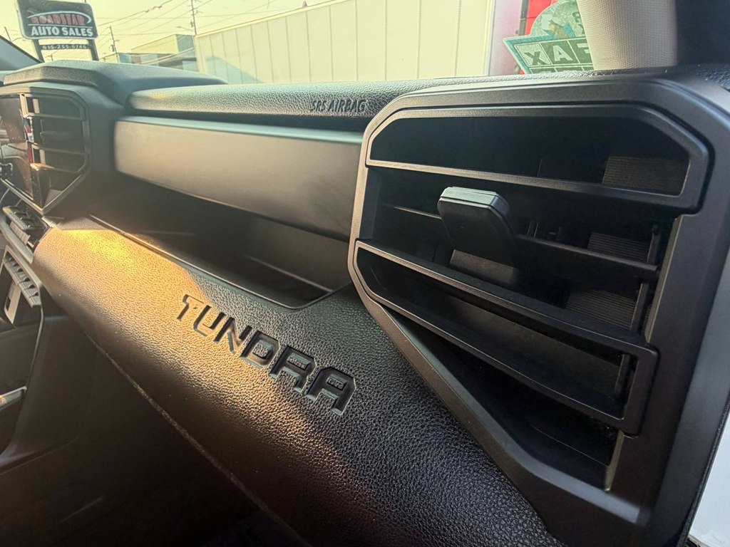 Photo 33 of this TOYOTA TUNDRA