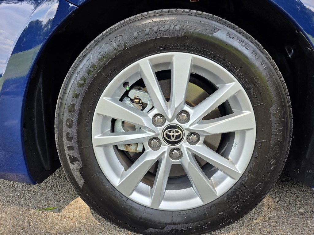 Photo 52 of this TOYOTA CAMRY