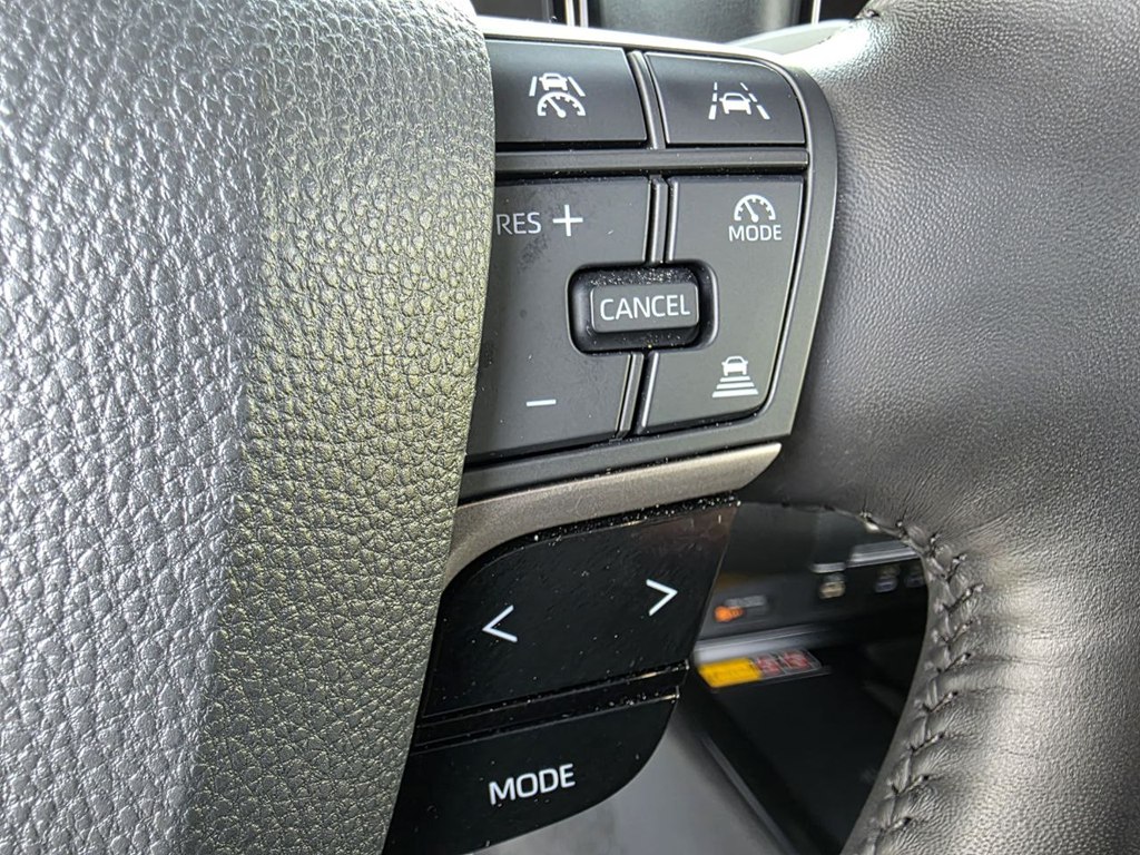 Photo 22 of this TOYOTA CAMRY