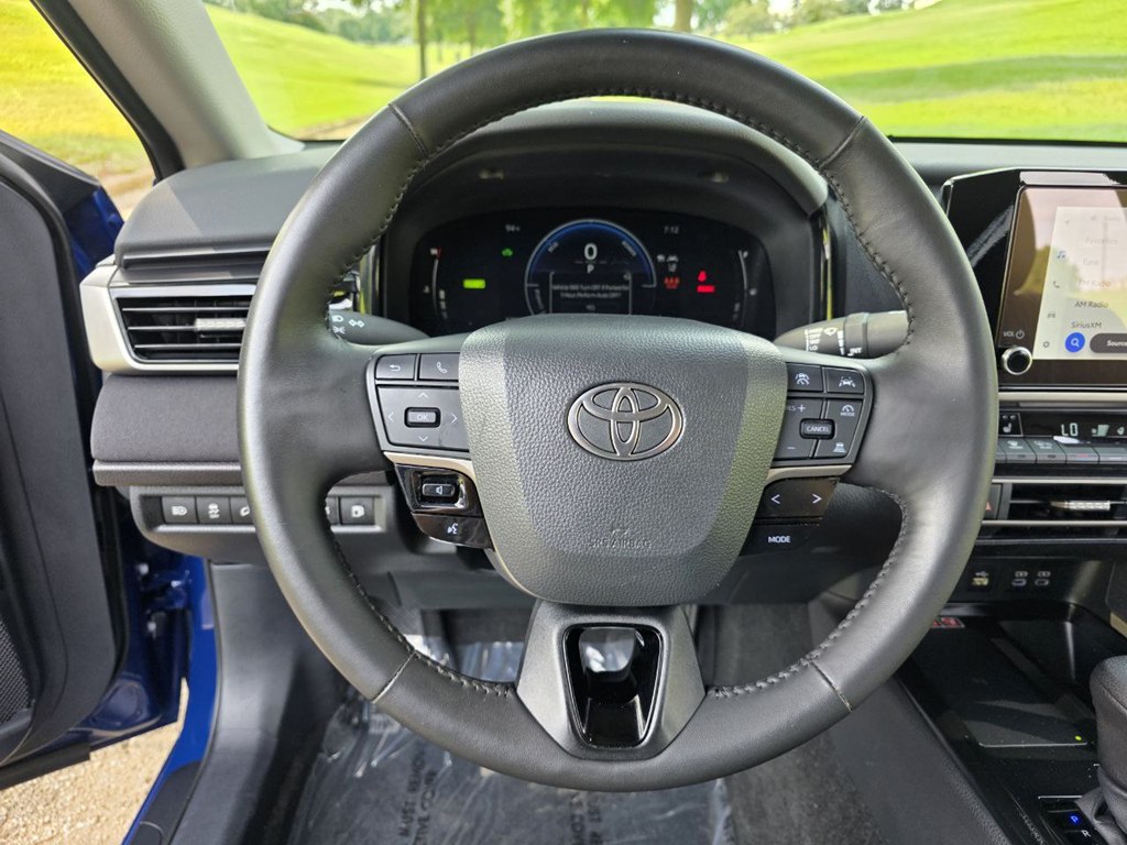 Photo 16 of this TOYOTA CAMRY