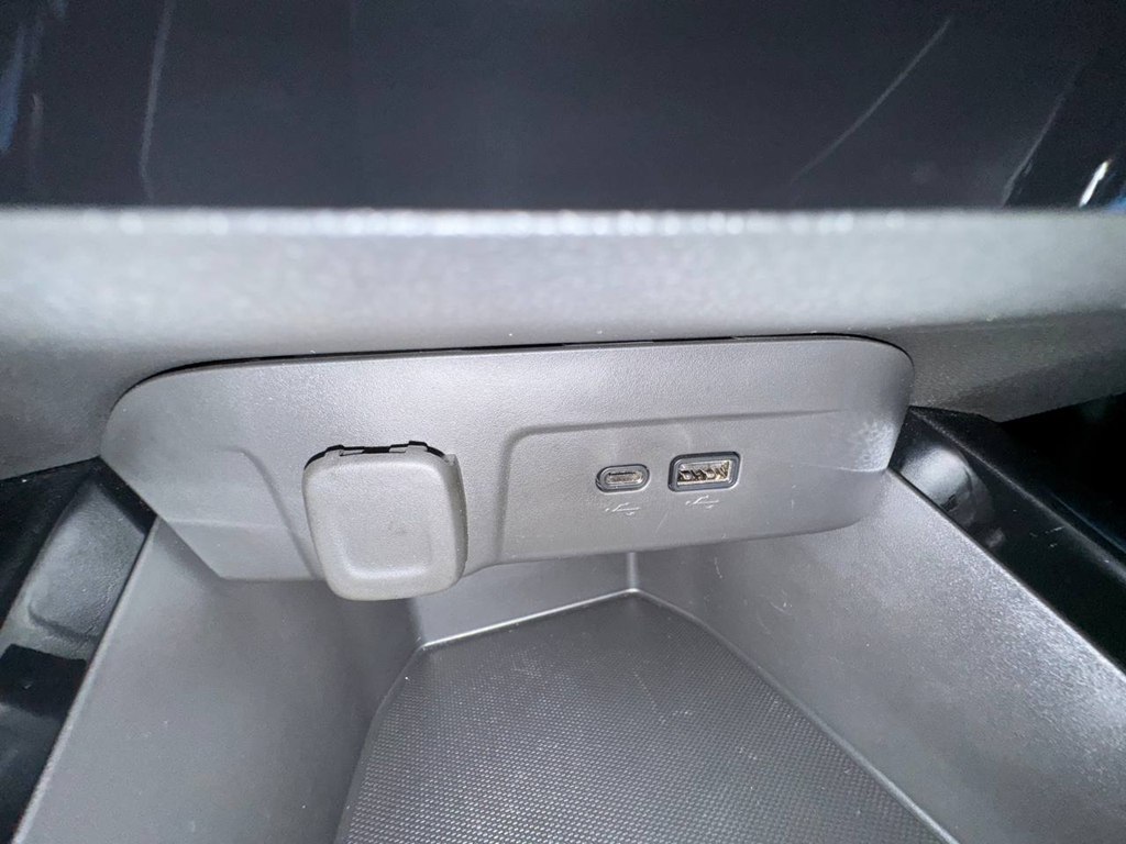 Photo 29 of this CHEVROLET TRAX