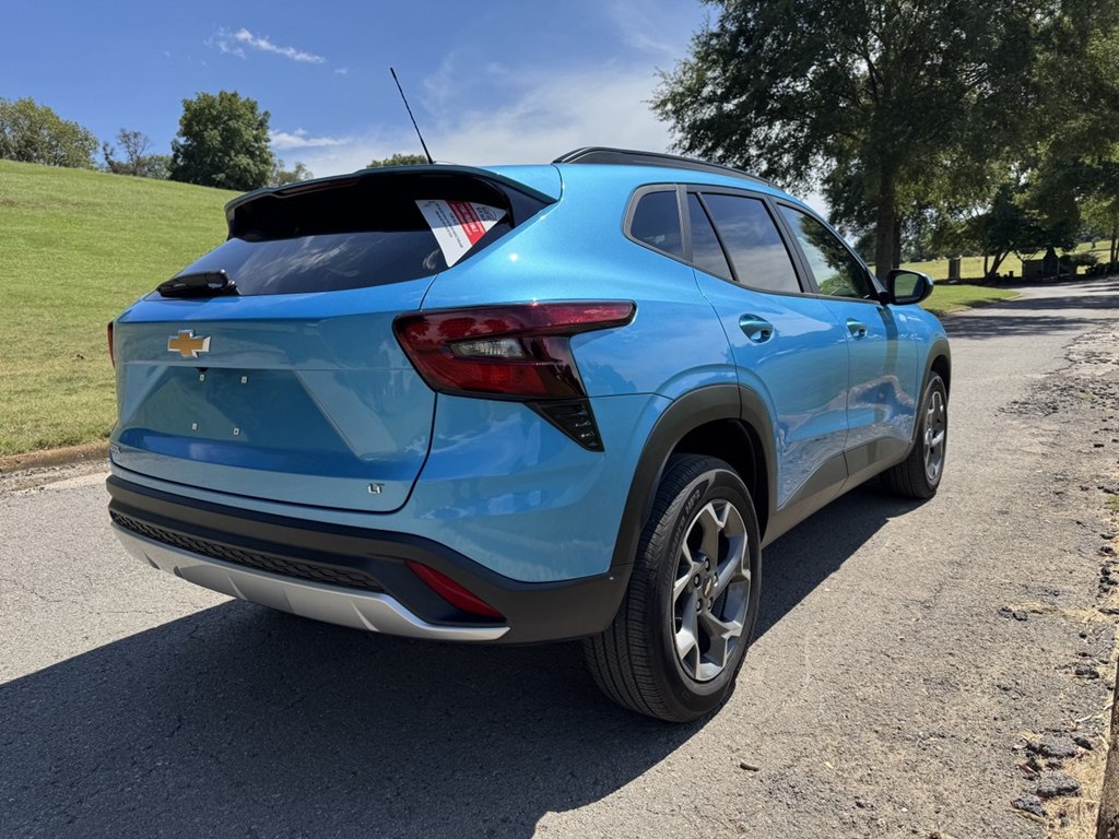 Photo 9 of this CHEVROLET TRAX