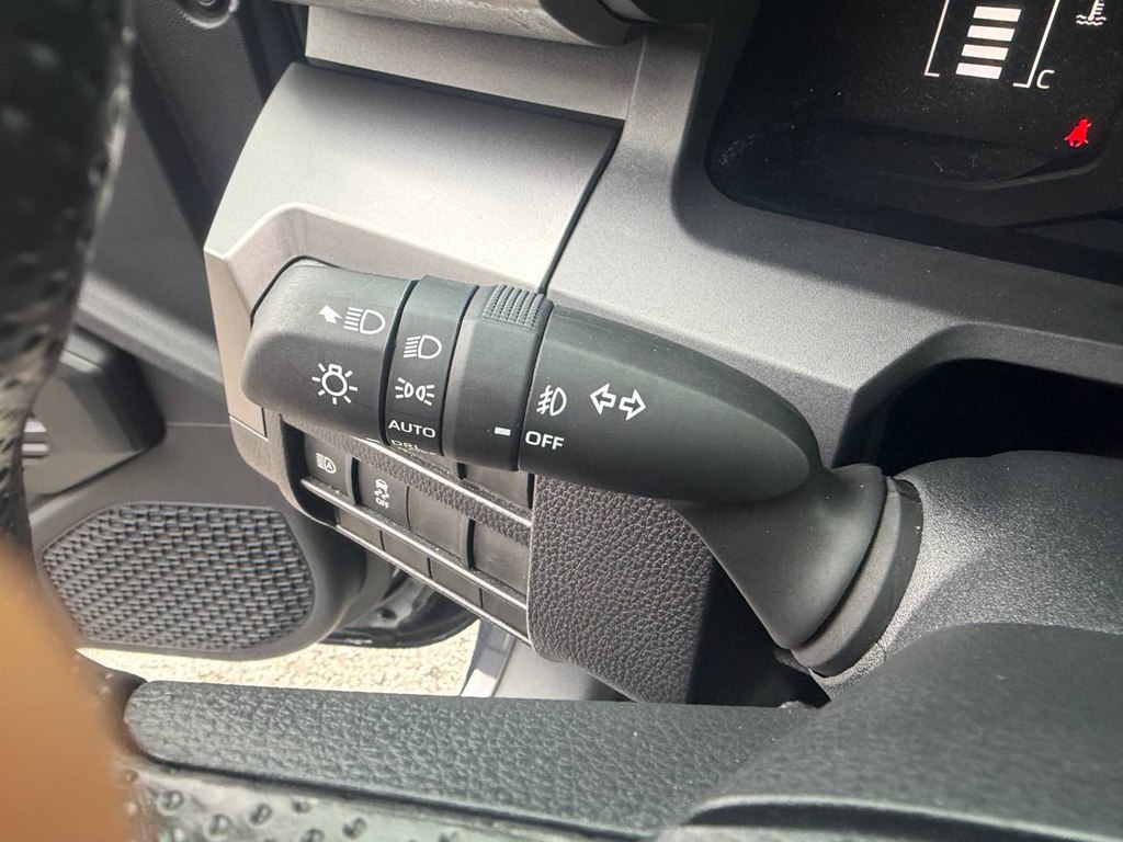Photo 20 of this TOYOTA TACOMA