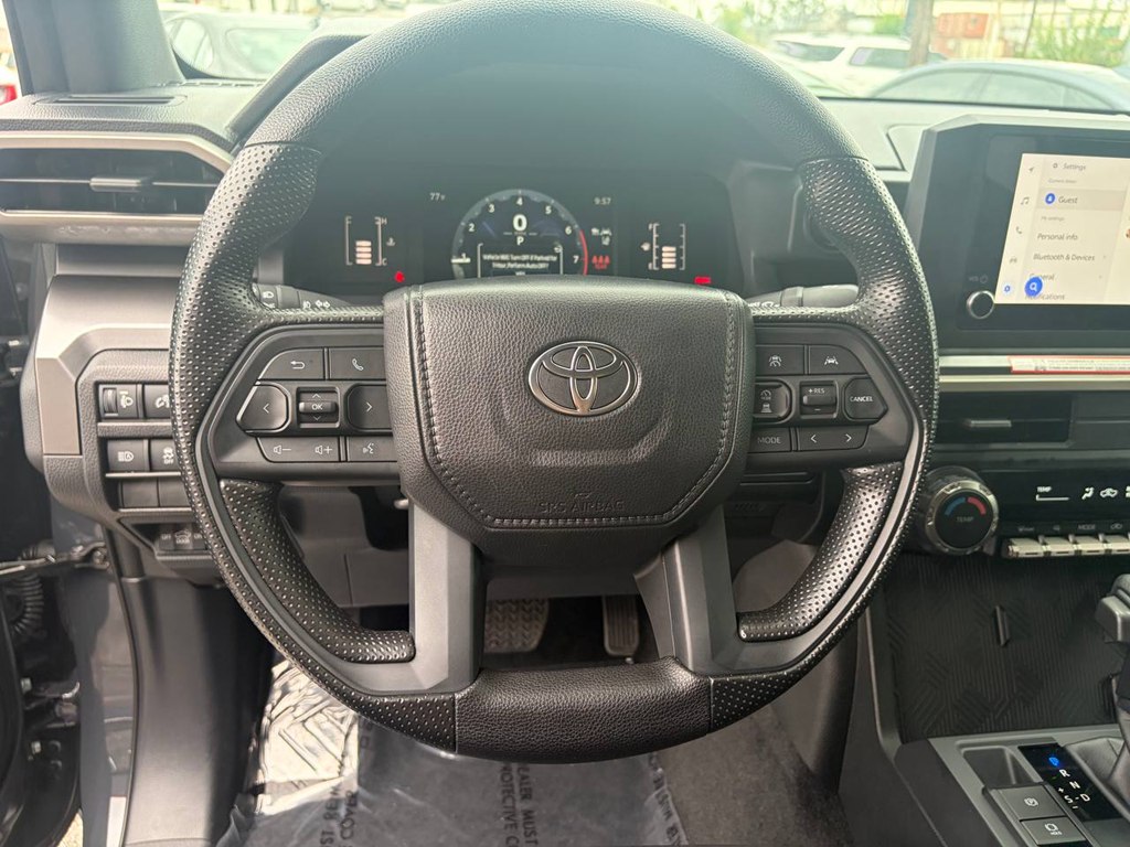 Photo 23 of this TOYOTA TACOMA