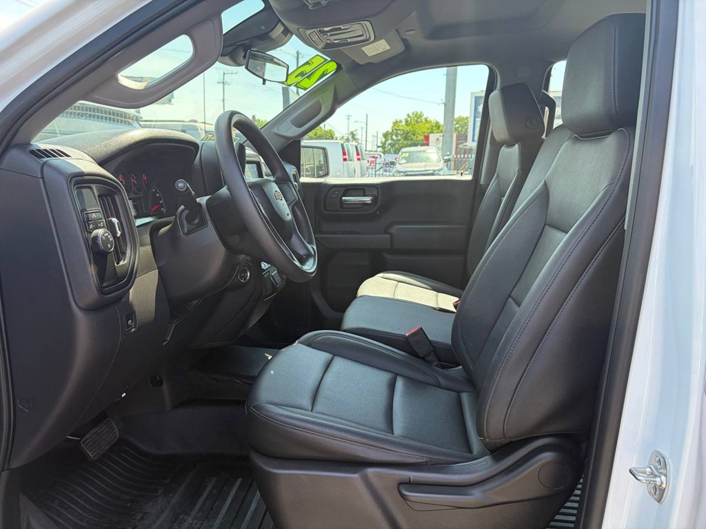 Photo 39 of this CHEVROLET SILVERADO 1500