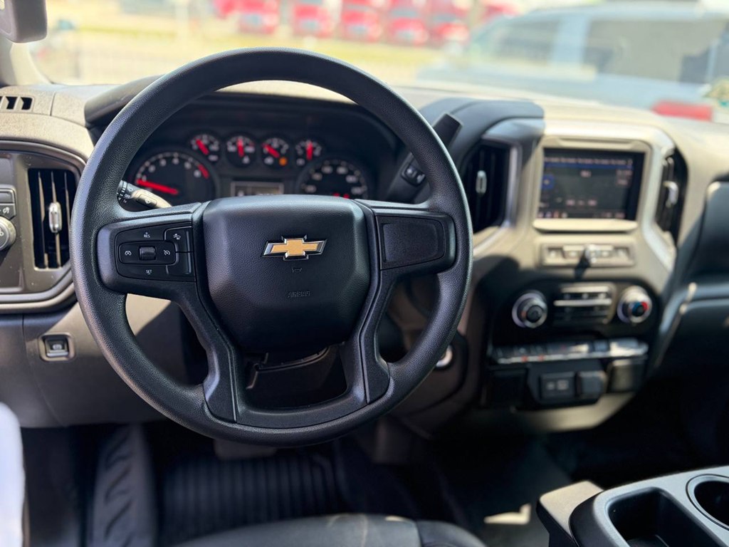Photo 15 of this CHEVROLET SILVERADO 1500