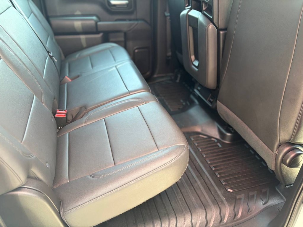 Photo 36 of this CHEVROLET SILVERADO 1500