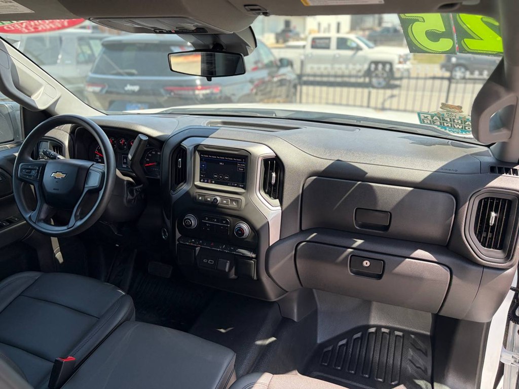 Photo 16 of this CHEVROLET SILVERADO 1500