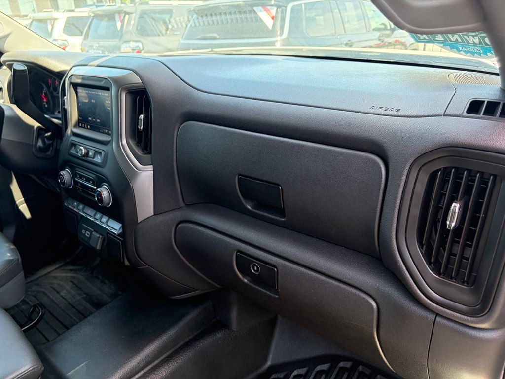 Photo 17 of this CHEVROLET SILVERADO 1500