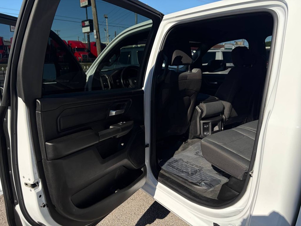 Photo 12 of this RAM 1500
