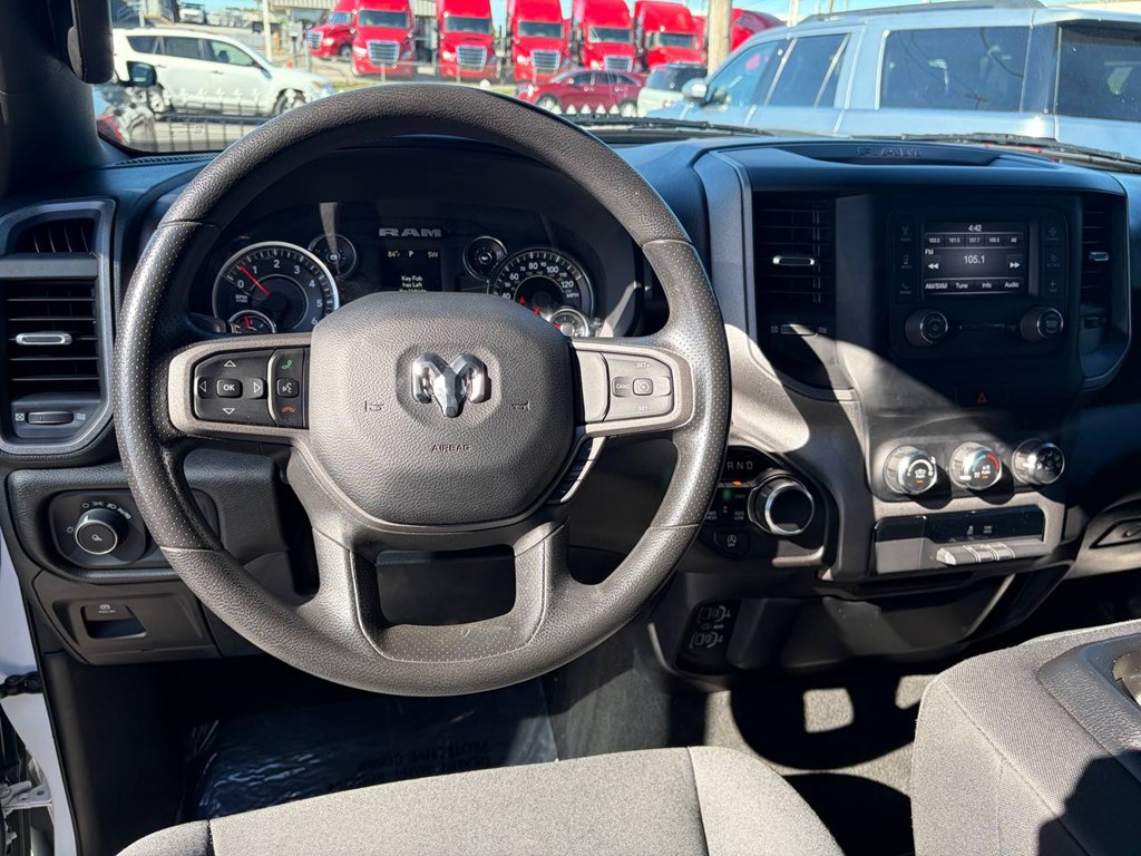 Photo 17 of this RAM 1500