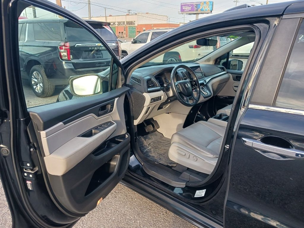 Photo 12 of this HONDA ODYSSEY