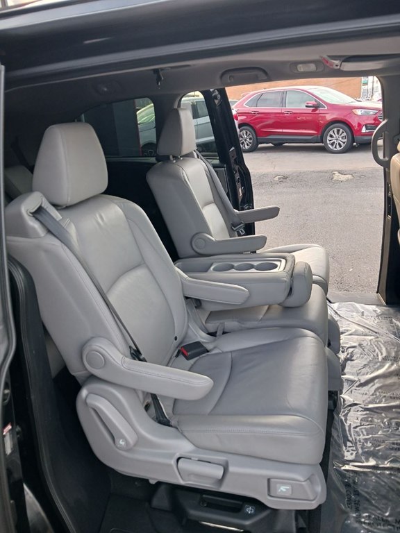 Photo 36 of this HONDA ODYSSEY