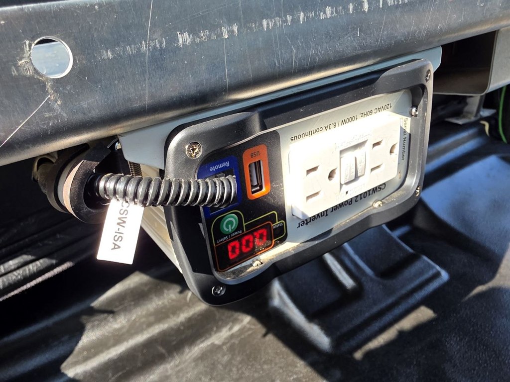 Photo 36 of this CHEVROLET COLORADO