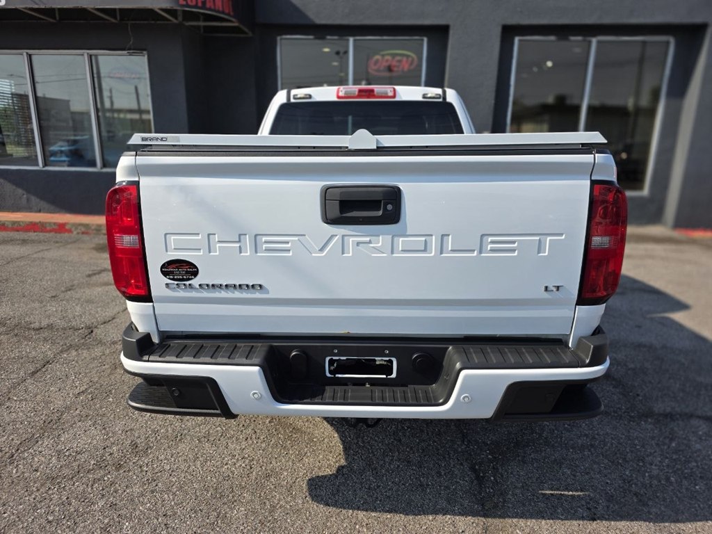 Photo 5 of this CHEVROLET COLORADO