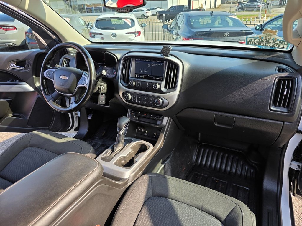 Photo 33 of this CHEVROLET COLORADO