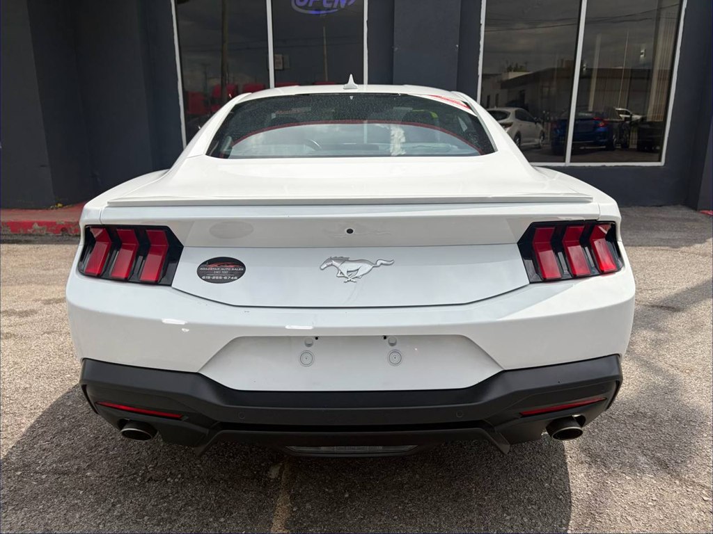 Photo 5 of this FORD MUSTANG