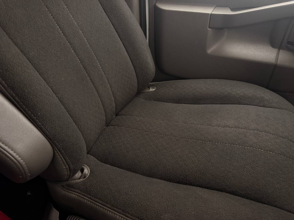 Photo 42 of this CHEVROLET EXPRESS G2500