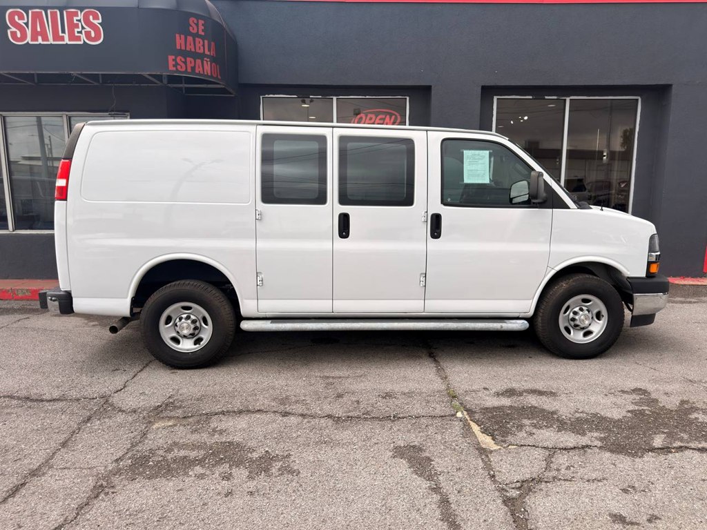 Photo 7 of this CHEVROLET EXPRESS G2500