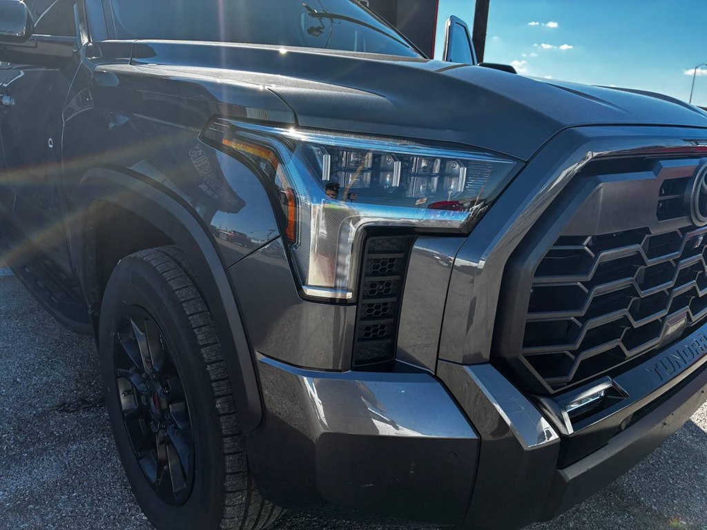 Photo 32 of this TOYOTA TUNDRA