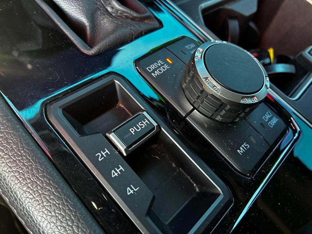 Photo 19 of this TOYOTA TUNDRA