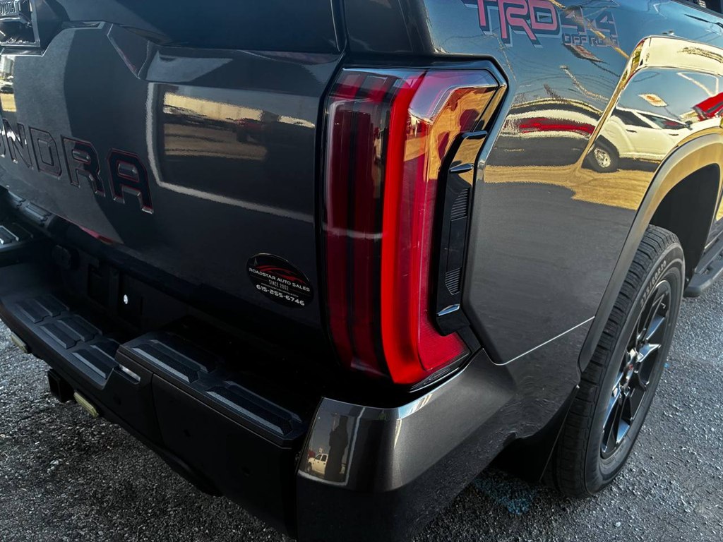 Photo 34 of this TOYOTA TUNDRA