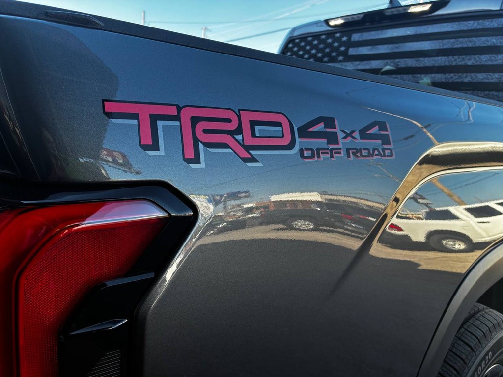 Photo 28 of this TOYOTA TUNDRA