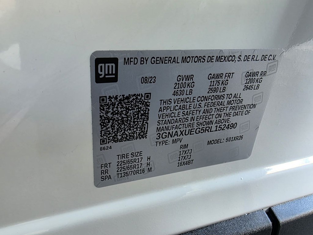 Photo 29 of this CHEVROLET EQUINOX